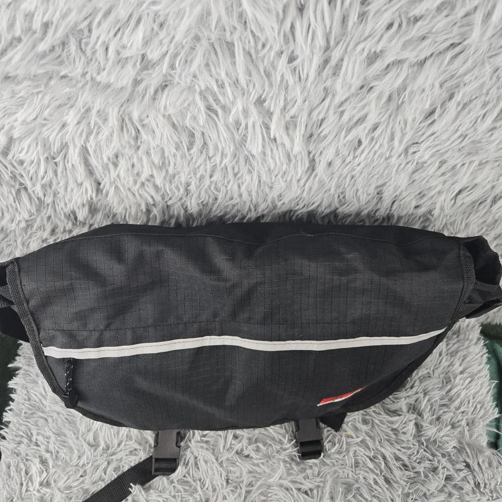 ESPN The Magazine Nylon Messenger‎ Shoulder Bag, Attache, Satchel Style